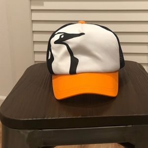 Patagonia penguin hat